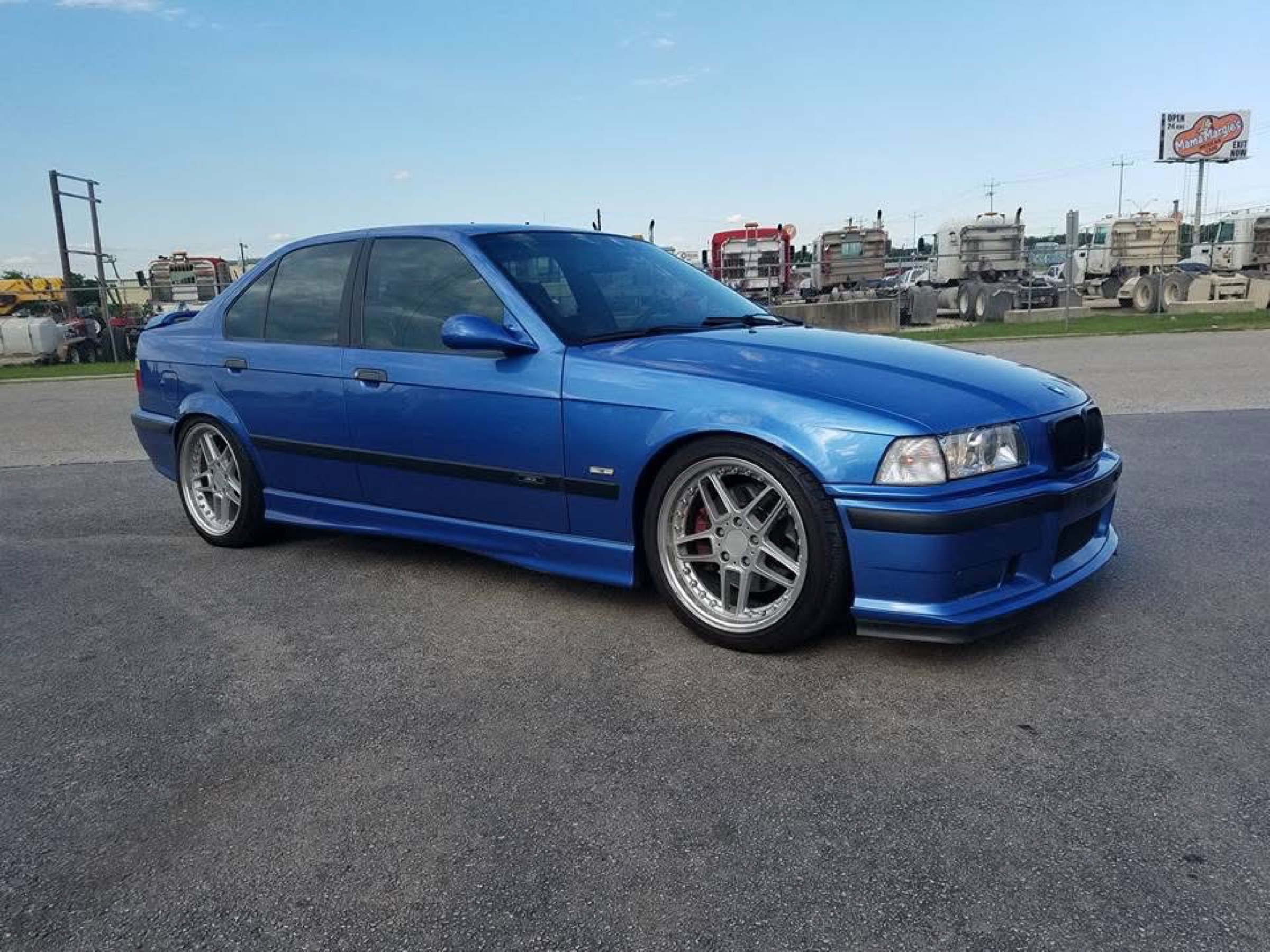 Estoril blue E36 M3